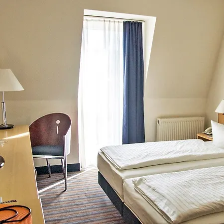 Achat Elbufer Hotel 4*