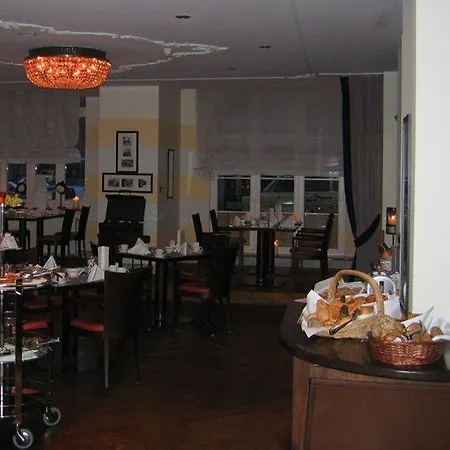 Hotel Gewandhaus Dresden, Autograph Collection