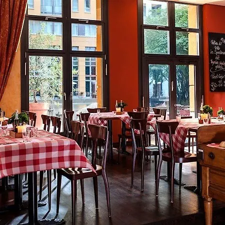 Hotel Elbflorenz Dresden