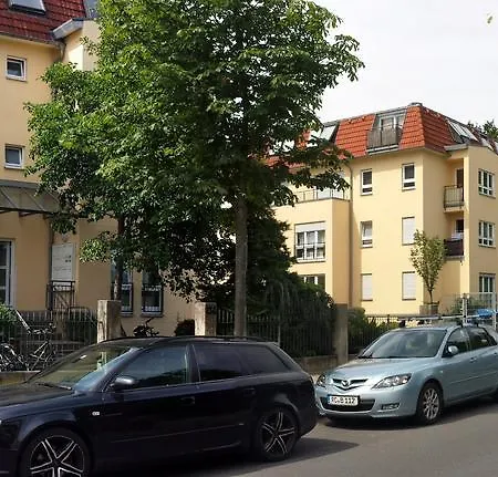2,4,5,6 Altstadt - Am Grossen Garten Apartment *