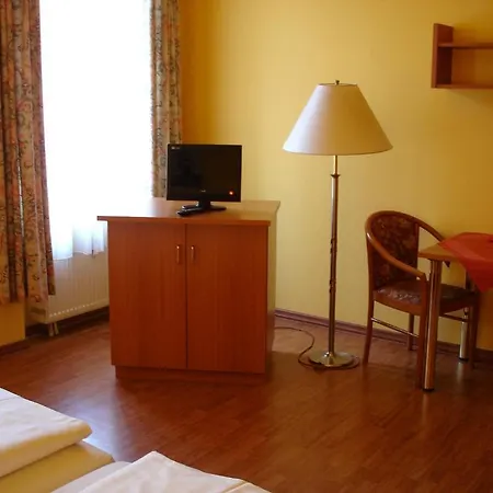 Otel Kurfurst 3*