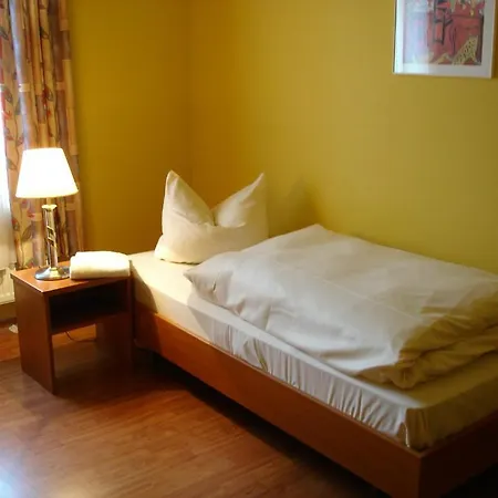 Kurfurst Otel 3*