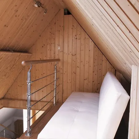 Loeffler Apartman *