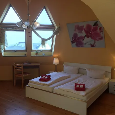 & Nolift Hotel 2*