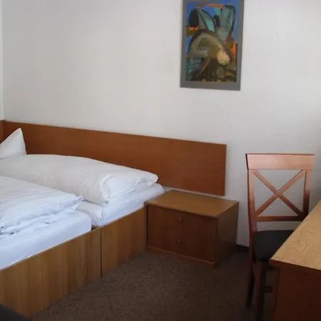 Dresdner Hohe 3*