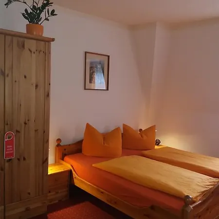 Gastehaus Loschwitz 2*