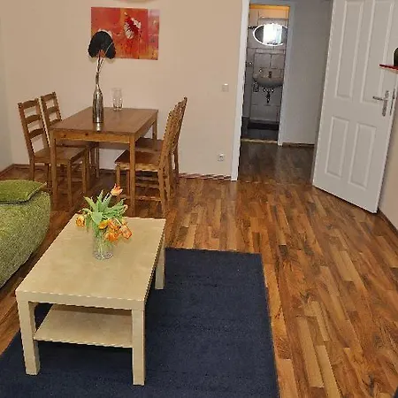 Dresden-altstadt-neustadt-3-raum-fewo-l11 Apartment