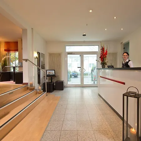 Achat Elbufer Hotel 4*