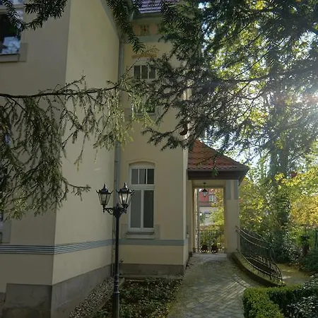 Hotel-appartement-villa Ulenburg Dresden