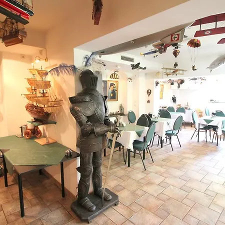 Zu Den Linden Hotel Drážďany