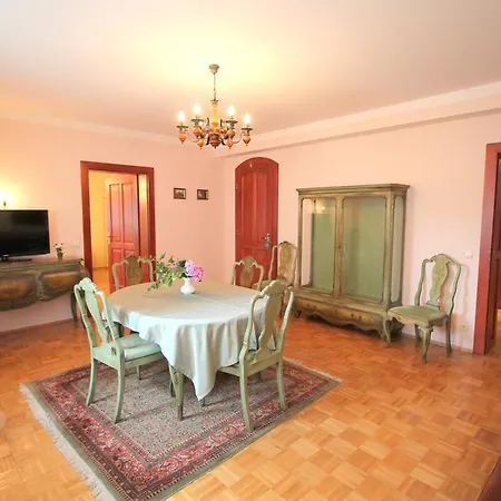 Aparthotel Hotel-appartement-villa Ulenburg 3*