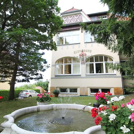 Hotel-appartement-villa Ulenburg 3*