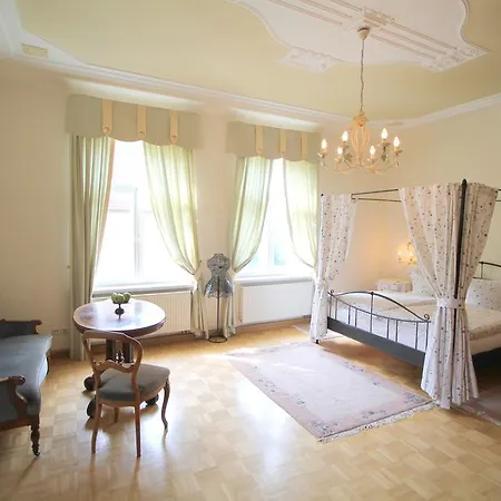Hotel-appartement-villa Ulenburg Aparthotel 3*