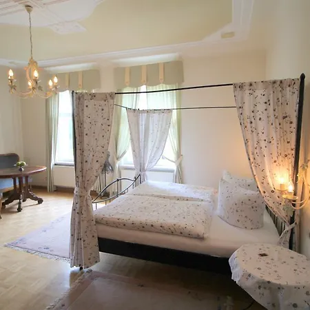 Hotel-appartement-villa Ulenburg Aparthotel 3*