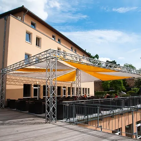 Hotel Bergwirtschaft Wilder Mann Und Restaurant Dresden
