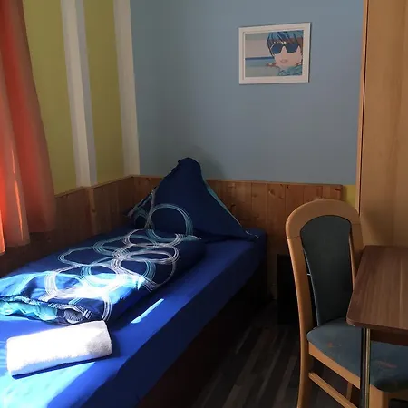 Zimmerfrei-dresden Hostel Dresden