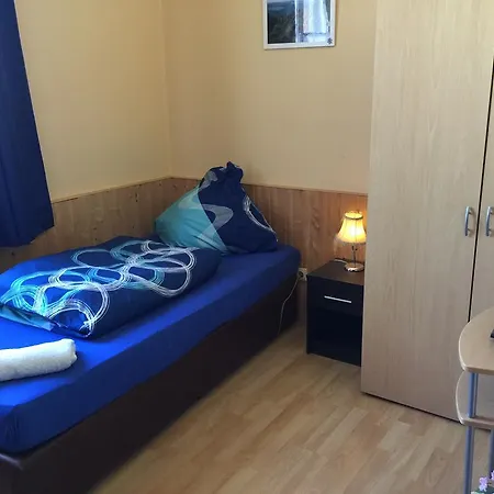 Zimmerfrei-dresden Hostel Dresden