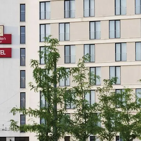 Leonardo Altstadt Hotel