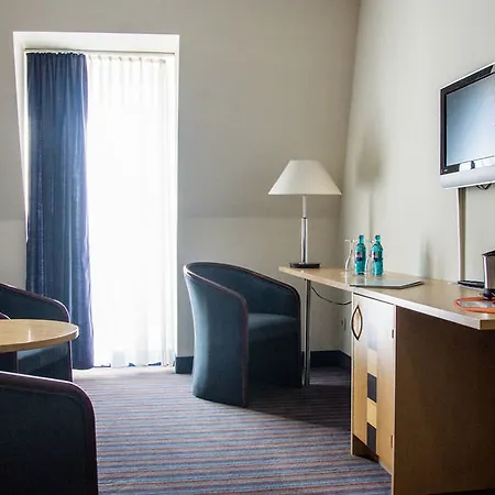 Achat Elbufer Hotel Dresden