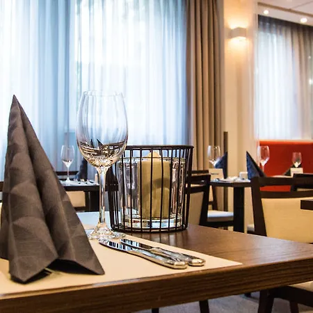 Achat Elbufer Hotel Dresden