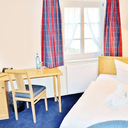 Hotel Alttolkewitzer Hof 3*