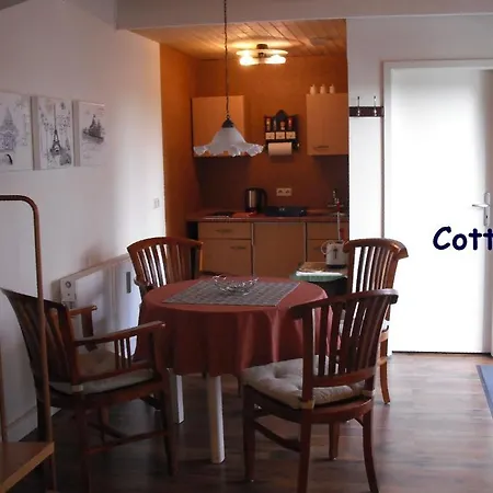 Апартаменты City-ferienwohnungen-dresden - Zentral Gelegen Im Haus Louisenstrasse 11 - Dresden-neustadt *