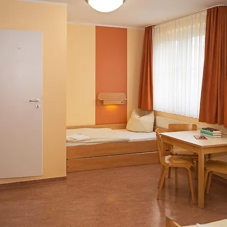 Hostel Djh - Jugendgästehaus