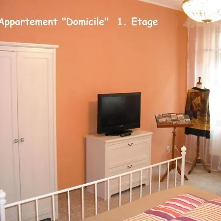 City-ferienwohnungen-dresden - Zentral Gelegen Im Haus Louisenstrasse 11 - Dresden-neustadt Дрезден