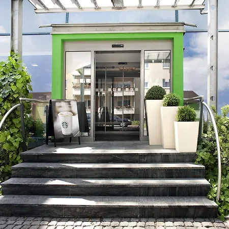 - South, An Ihg Hotel Dresden