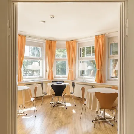 Gastehaus Einsteinstrasse 3* Dresda