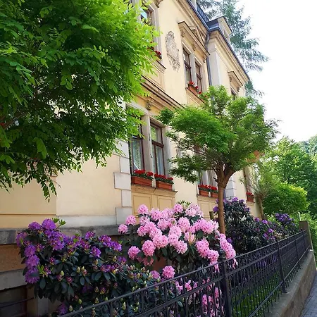 Guest house Gastehaus Loschwitz 2*