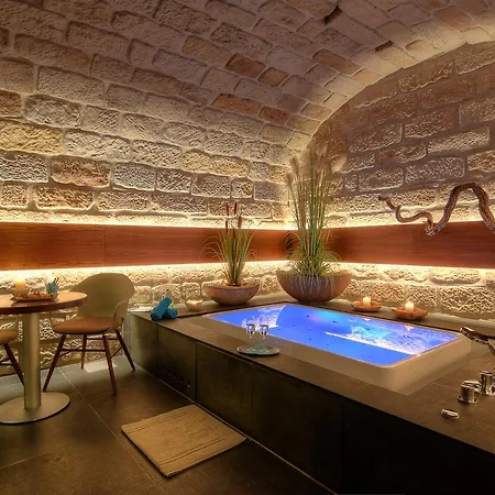 Otel Heinrich Schuetz Residenz 5*