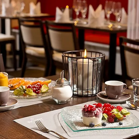 Achat Elbufer Hotel Dresden