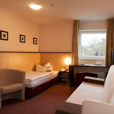 Bergwirtschaft Wilder Mann Und Restaurant 4* Dresden