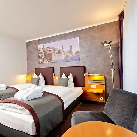Ramada By Wyndham 4* Dresde