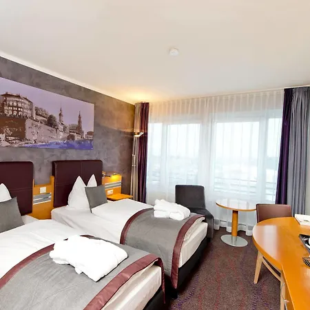 Hotel Ramada By Wyndham 4*