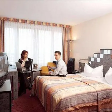 - Am Zwinger By Ihg