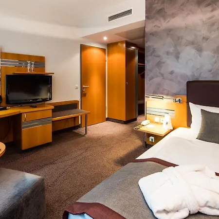 Ramada By Wyndham Hotel 4*