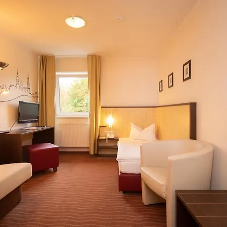 Bergwirtschaft Wilder Mann Und Restaurant 4* Dresden