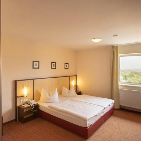 Bergwirtschaft Wilder Mann Und Restaurant 4* Dresden