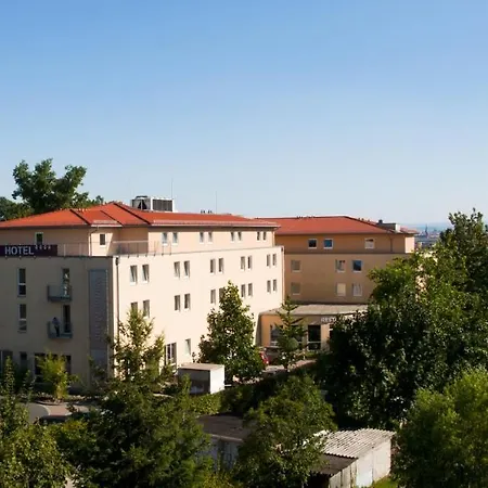 Bergwirtschaft Wilder Mann Und Restaurant Hotel Dresden