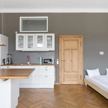 Apartment Bischof Am Alaunpark, Neustadt *