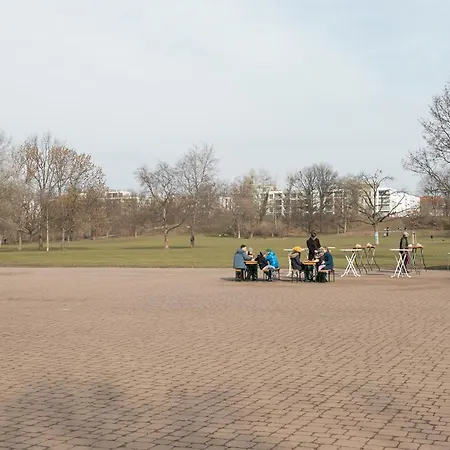 Bischof Am Alaunpark, Neustadt Apartment