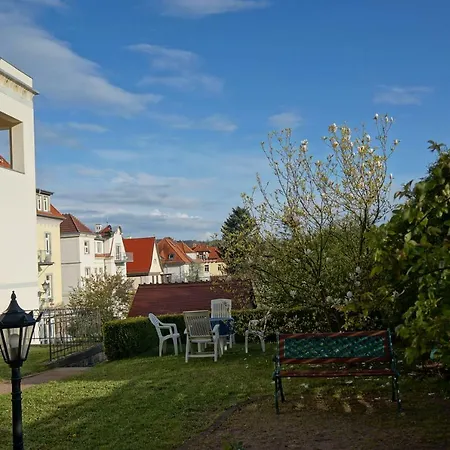 Aparthotel Hotel-appartement-villa Ulenburg 3*