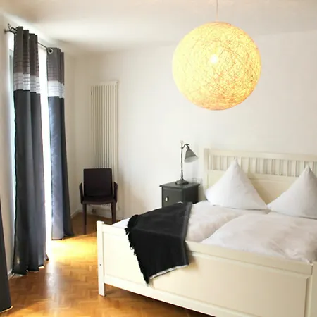 Otel Heinrich Schuetz Residenz