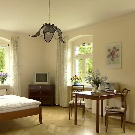 Therese-malten-villa