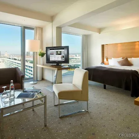 Pullman Newa Hotel 4*