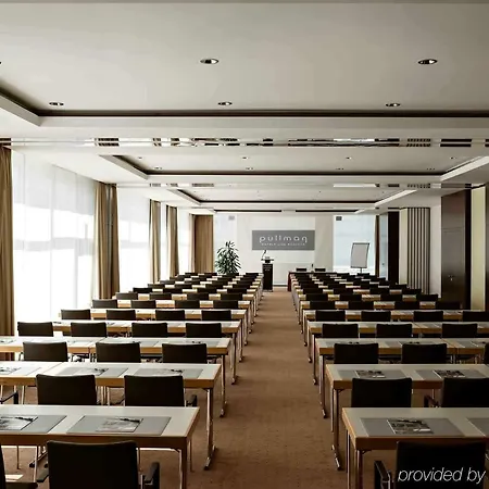 Pullman Newa Hotel