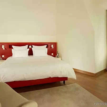 Hyperion Am Schloss Hotel 5*