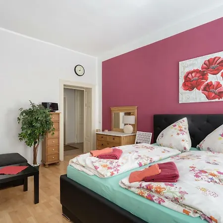 Apartment Residenz: Spacious For Groups Up To 6 Dresden